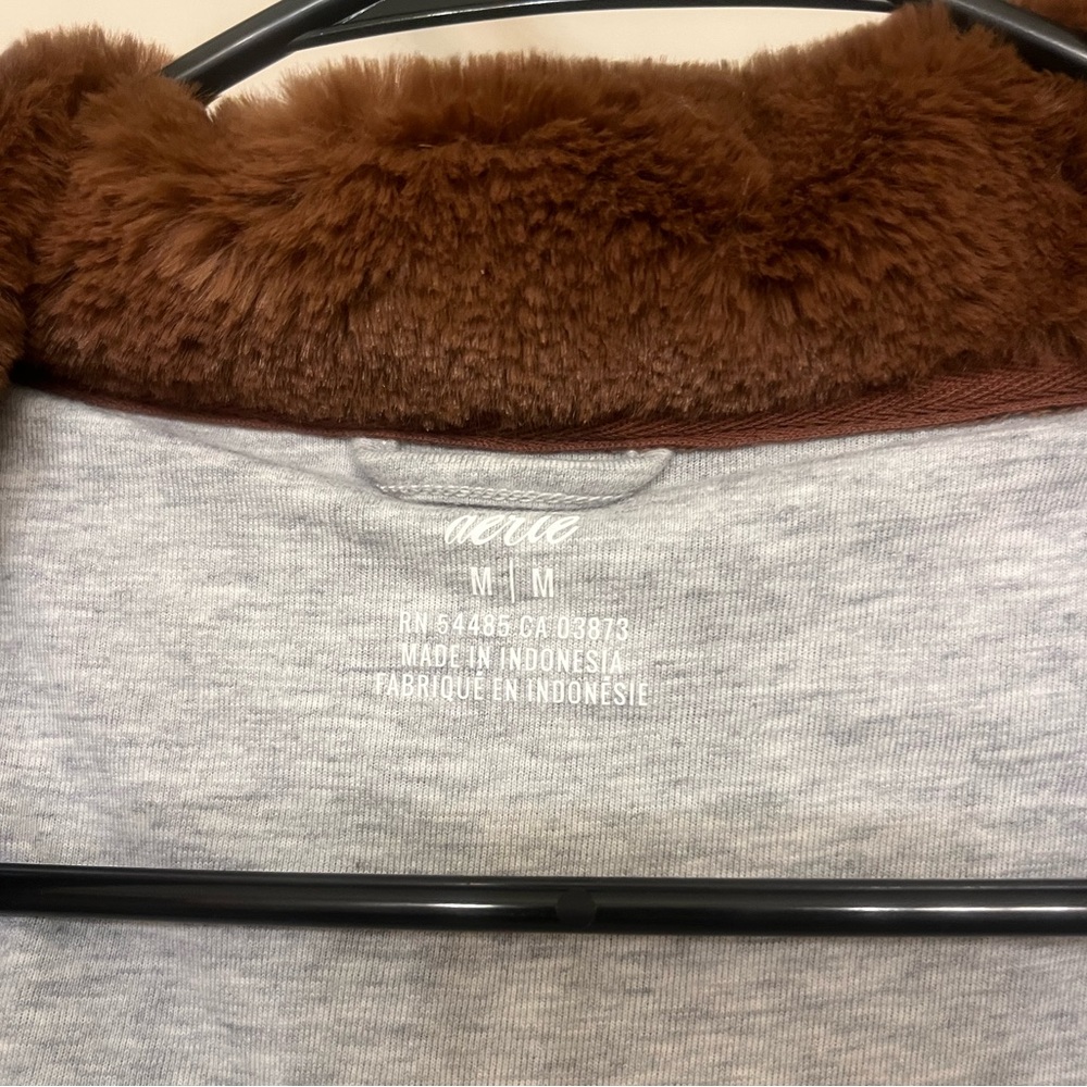 Aerie Faux Fur Jacket - Picture 5 of 6